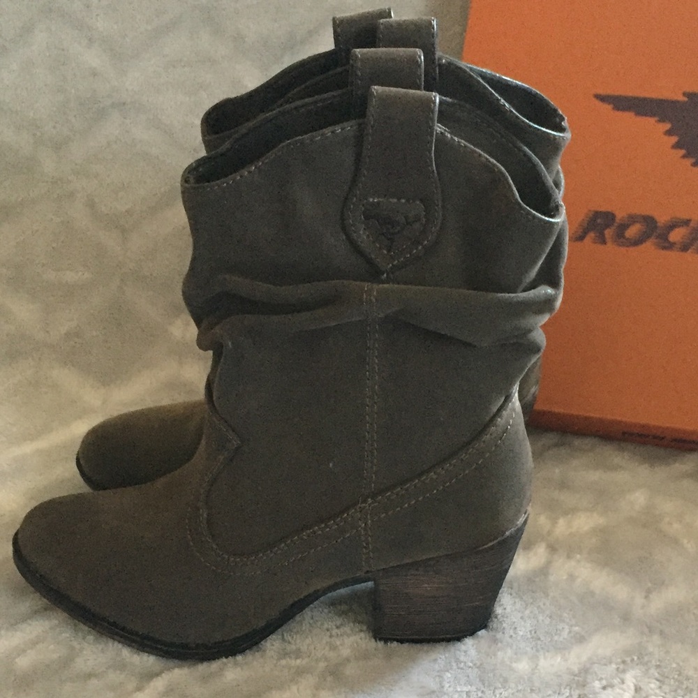 Rocket Dog size 7 1/2 booties